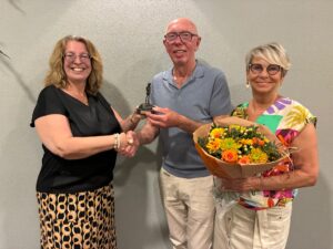 Sjaak Zonneveld gehuldigd tijdens slotavond Westlandse Bridge Club